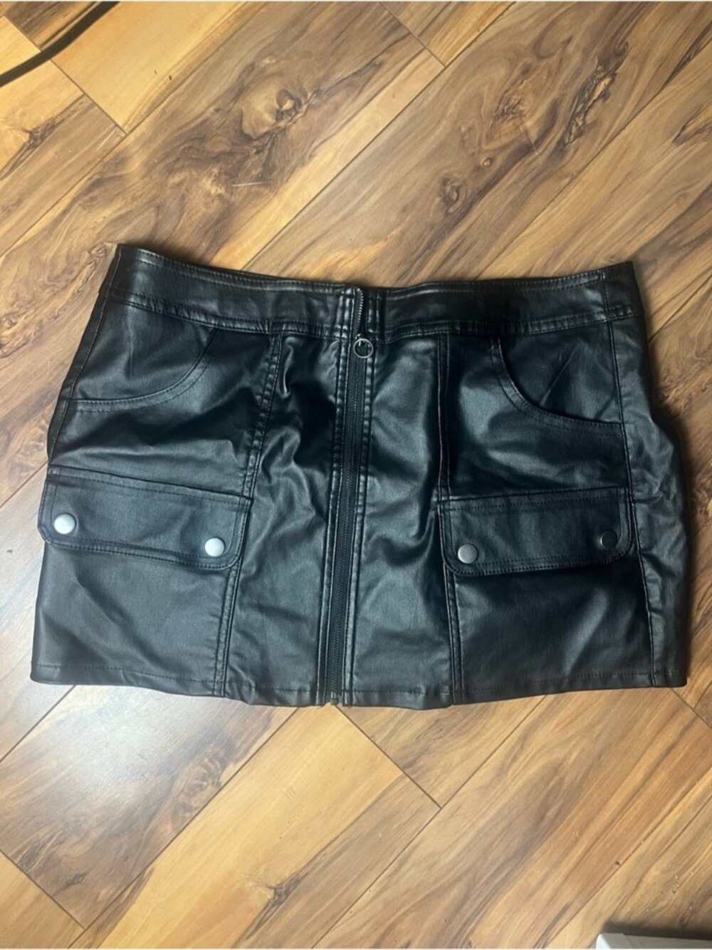 Black Pleather Mini Skirt Size Medium (8-10)